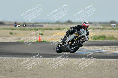 media/Apr-18-2025-TrackDaz (Fri) [[45f5874c44]]/C Group/Session 1 (Turn 7)/